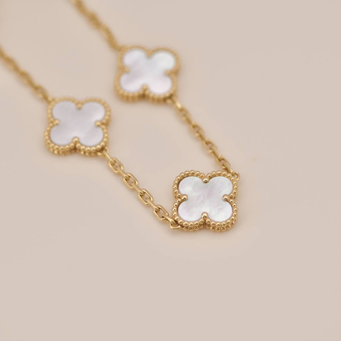[💎ROSE💎]CLOVER  5 MOTIF WHITE MOP BRACELET