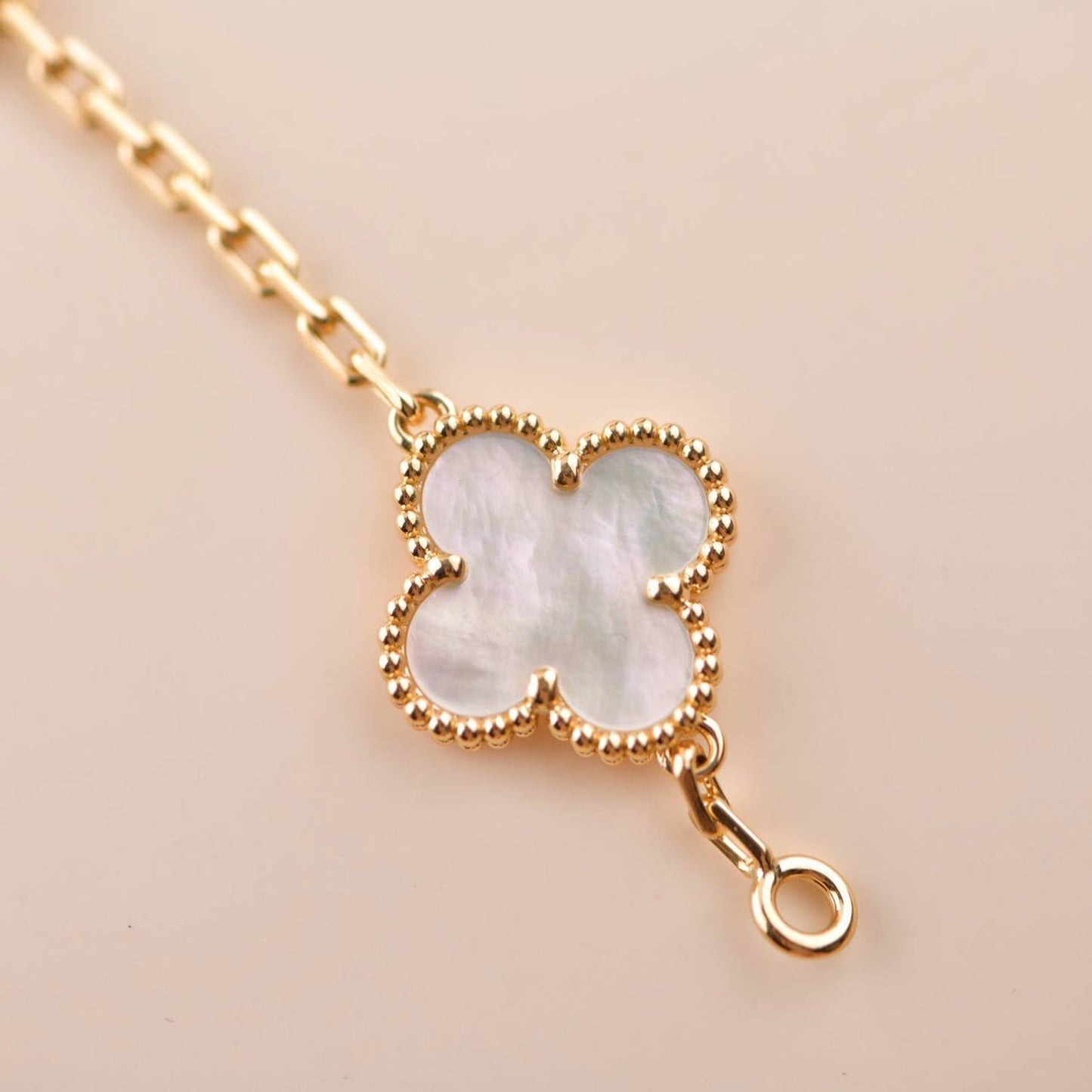 [💎ROSE💎]CLOVER  5 MOTIF WHITE MOP BRACELET