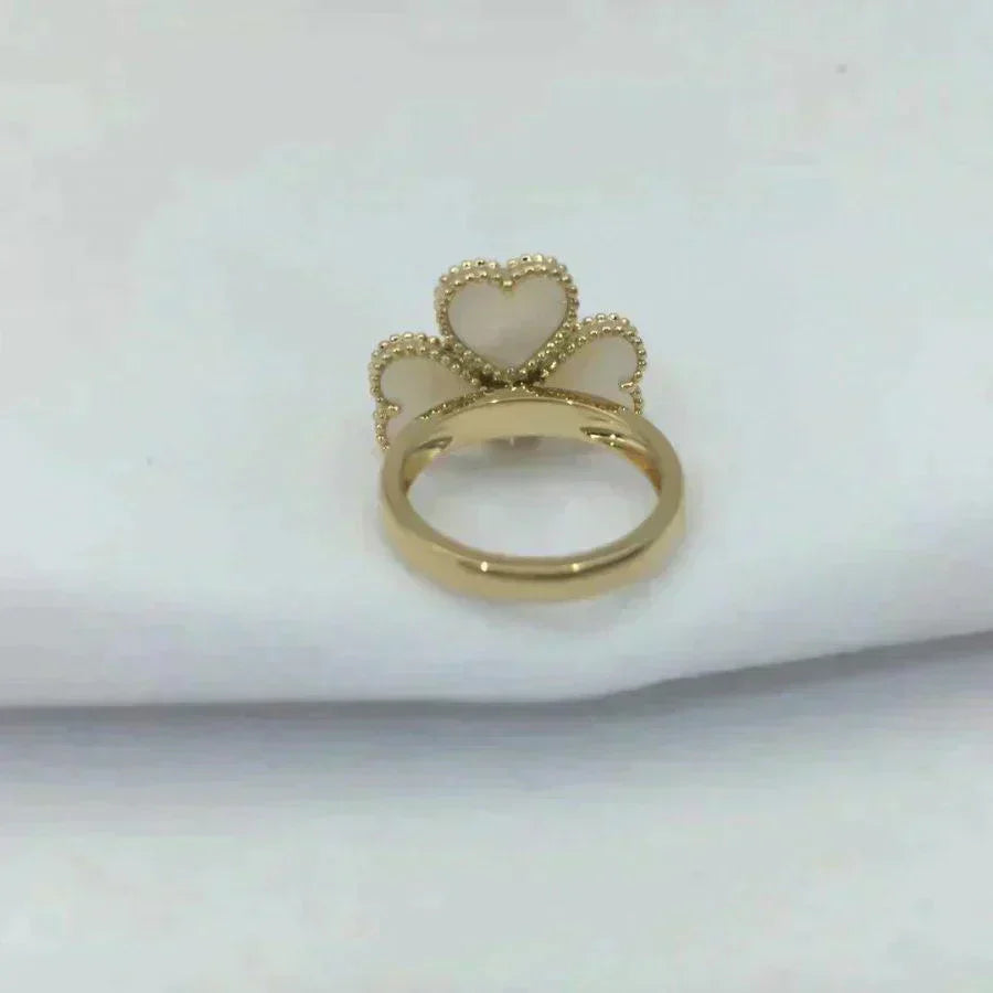 [Rose Tomorrow]SWEET CLOVER WHITE MOP RING